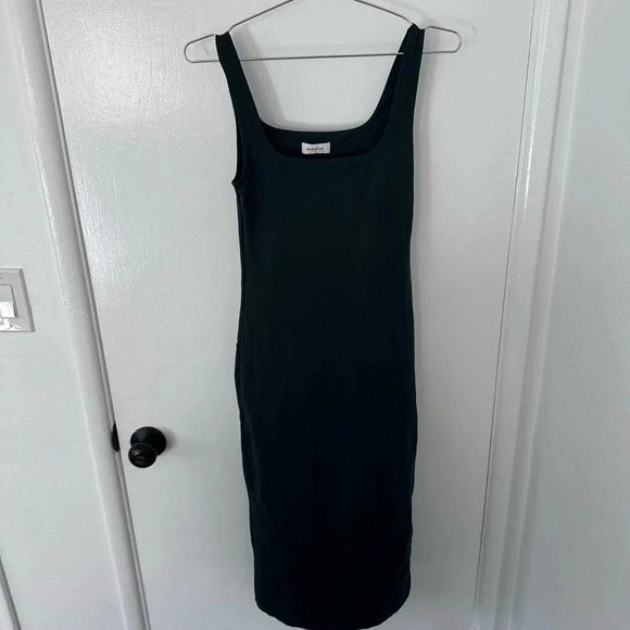 Aritzia Babaton Dark Green Bodycon Midi Dress size S - Picture 1 of 4